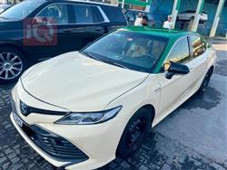 تۆیۆتا کامری